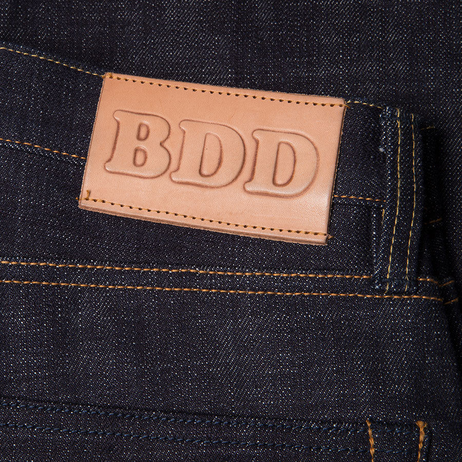 men's slim fit japanese selvedge denim jeans | indigo | made in japan | benzak BDD-006 heavy slub 16 oz. RHT | leather patch