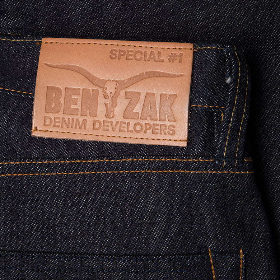 men's slim fit japanese selvedge denim jeans | indigo | made in japan | benzak BDD-006 heavy slub 16 oz. RHT | leather patch