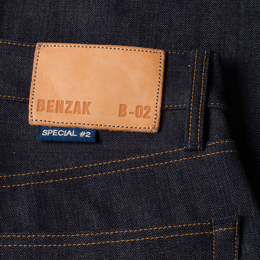 men's straight fit italian selvedge denim jeans | indigo | benzak | B-02 STRAIGHT special #2 15 oz. vintage indigo selvedge | candiani | leather patch